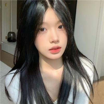 你一个企业家,亲自给顾客开车门