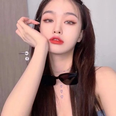 谢绿茶不嫁之恩校花正在我怀里